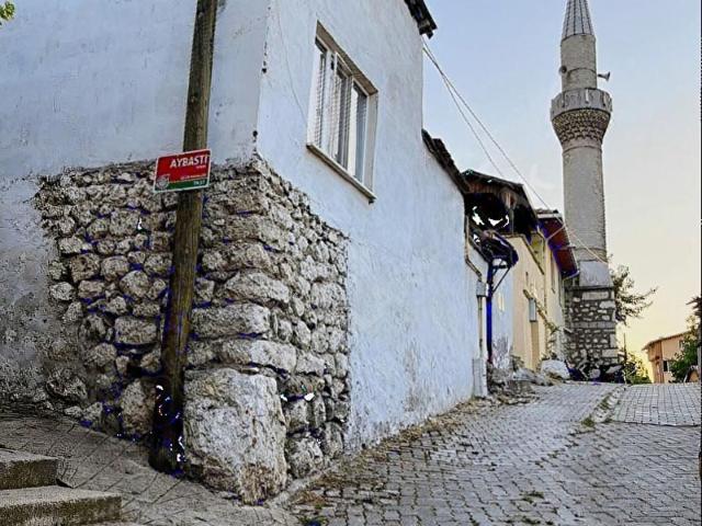 AMASYA MERKEZ GÖKMEDRESE MAH.UYGUN FİYAT MÜSTAKİL EV SATILIK.