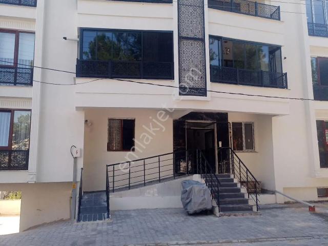 Amasya Suluova Yeni Mahallede Evebeyin Banyolu Kiralık 2+0 Daire