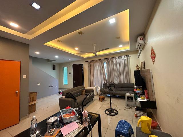 Ambang Botanic 2 Double Storey Superlink 24x75 Renovated For Sale