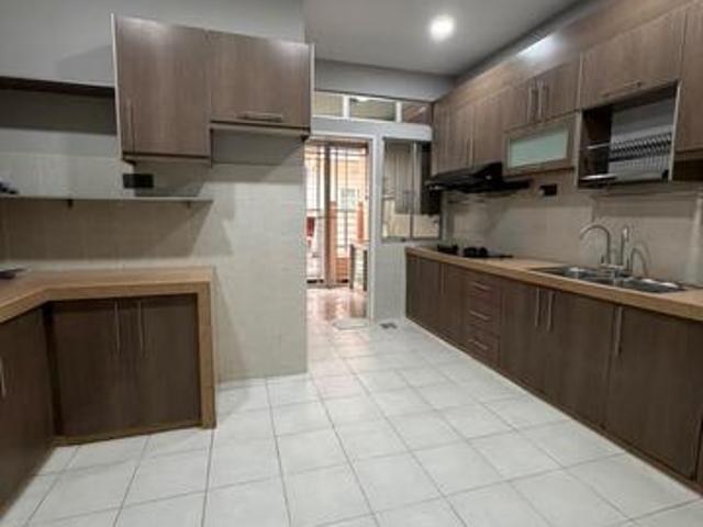 Ambang Botanic Klang Double Storey Superlink house Renovated 26 x 75