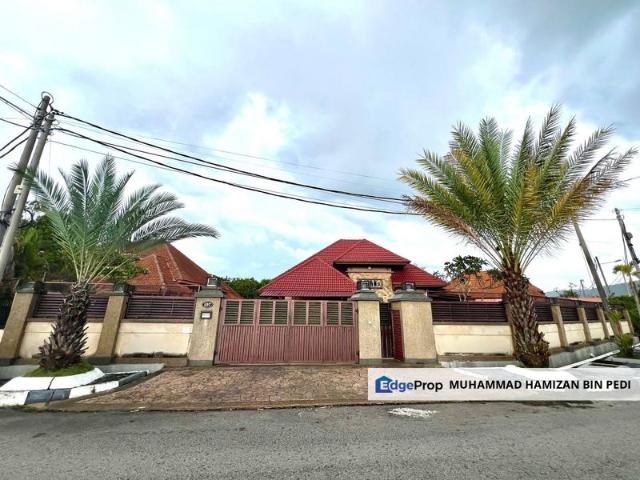 Ambangan Heights