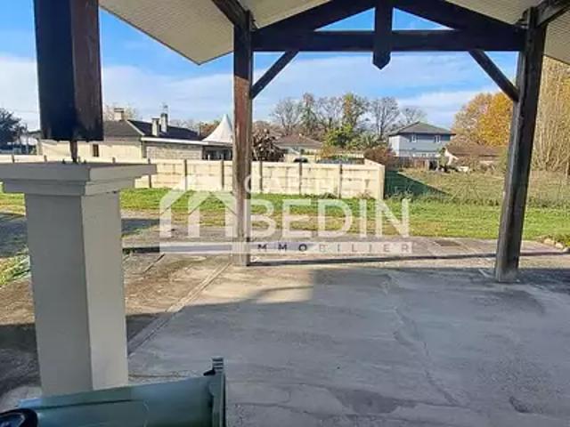 Ambarès et Lagrave 33440 Achat / Vente maison 8 pièces t8 au dernier étage terrasse