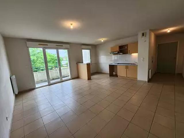 Ambarès et Lagrave 33440 Location appartement 3 pièces t3 parking