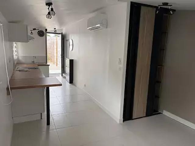Ambarès et Lagrave 33440 Location maison 1 pièce t1