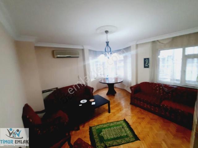 Ambarlıda Güzel Konumda Köşe Başı Satılık 2+1 Daire