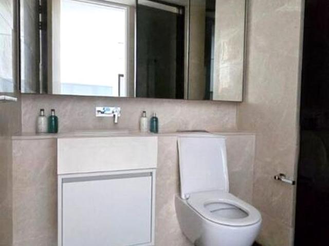 Amber Park D15, Condominium