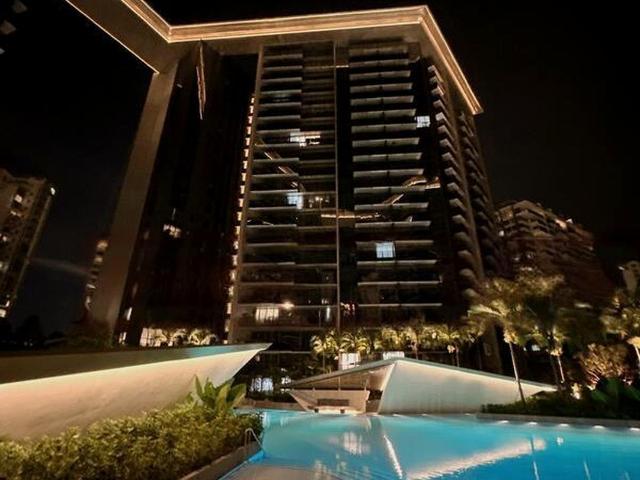 Amber Park D15, Condominium