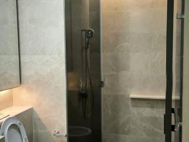 Amber Park D15, Condominium