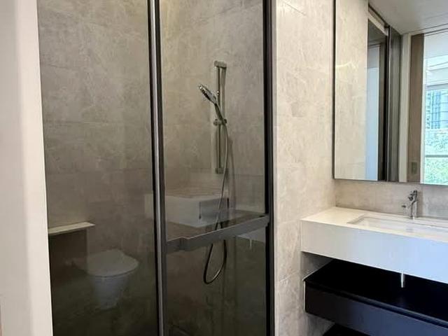 Amber Park D15, Condominium