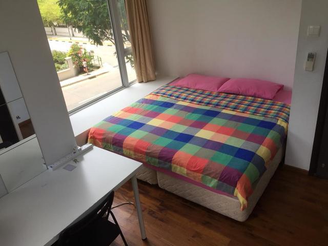 Amber road Common room