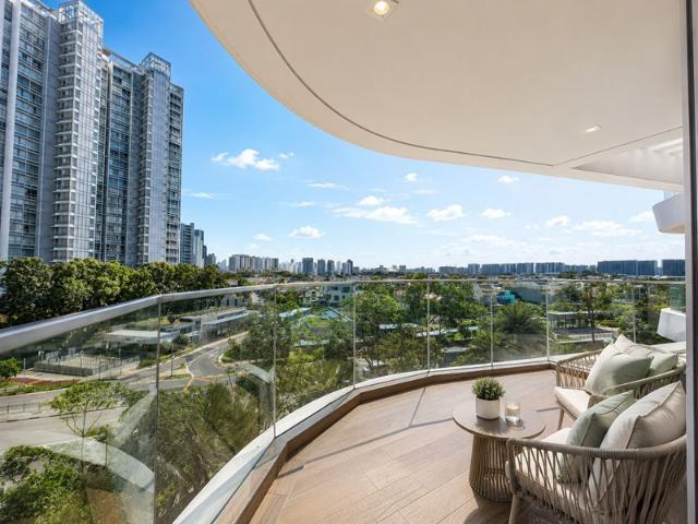 Amber Skye Apartment For Rent, $7,800, 3 Bed 3 Bath 1,335 sqft $5.84 psf