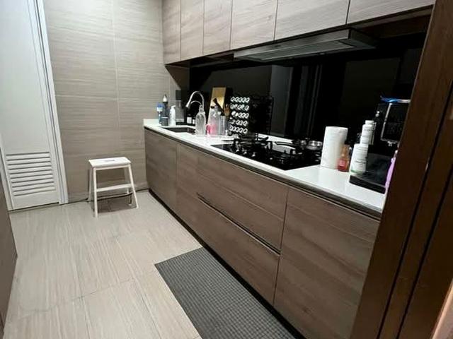 Amber Skye D15, Apartment