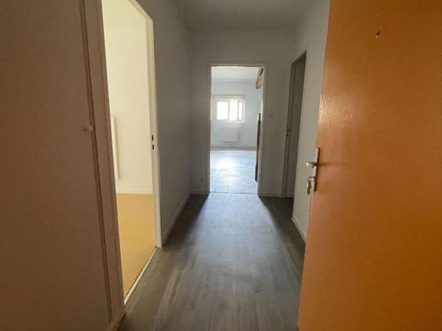 AMBERIEU EN BUGEY T4 duplex 117m2 rue Salvador Allende