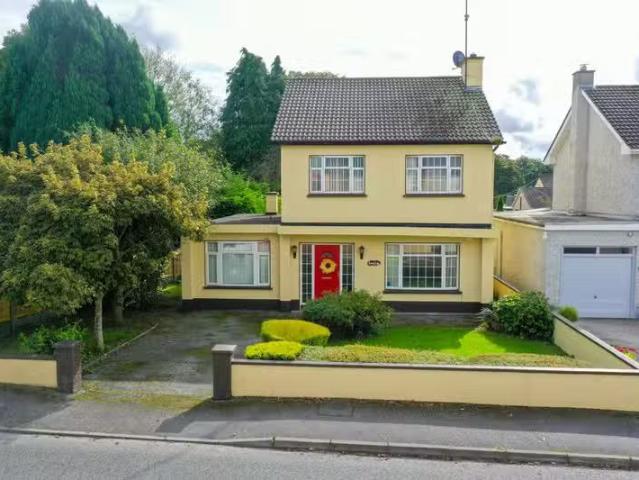 Amberley Lodge, 1 Demesne, Longford Town, Co. Longford, N39D7P.
