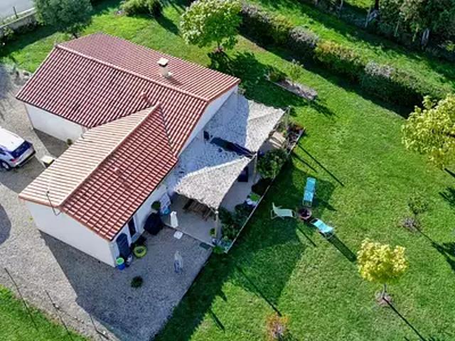Amberre 86110 Achat / Vente maison 4 pièces t4