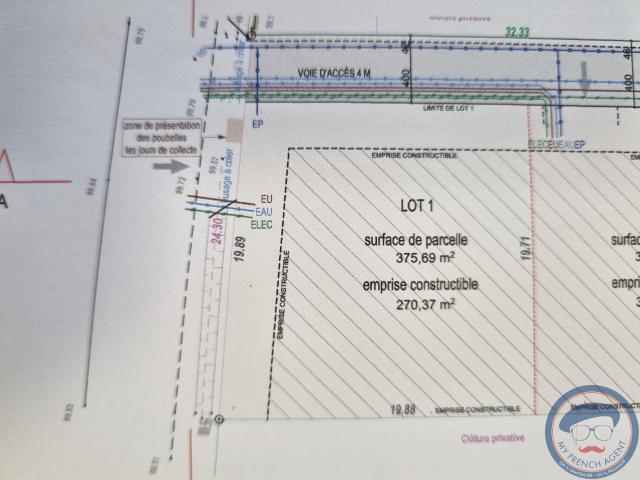 AMBOISE Terrain à bâtir viabilisé 375 m2 Façade de 20 mètres