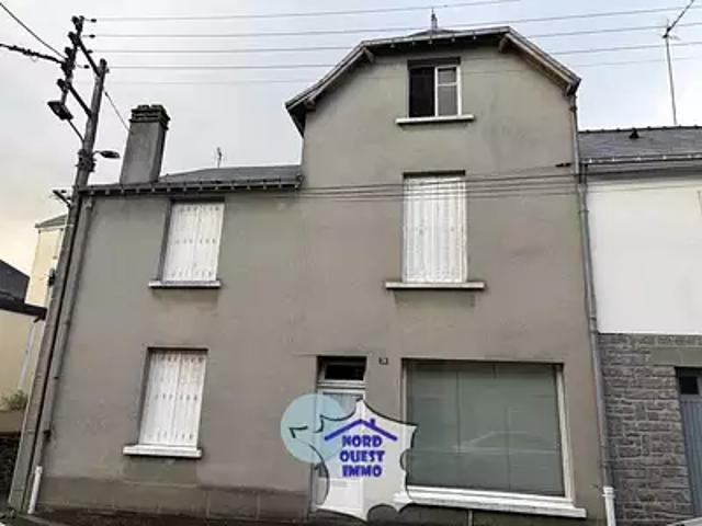 Ambrières les Vallées 53300 Achat / Vente maison 5 pièces t5