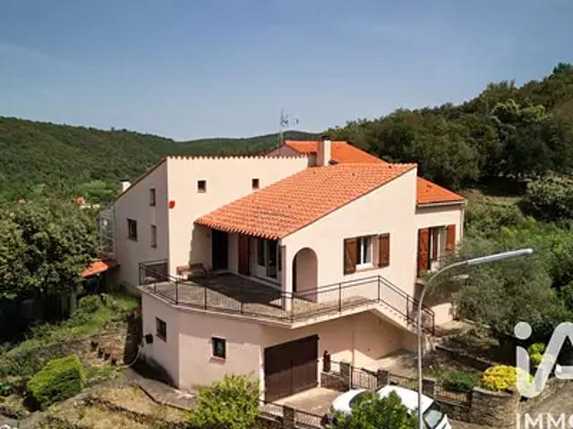 Amélie les Bains Palalda 66110 Achat / Vente maison 4 pièces t4 parking