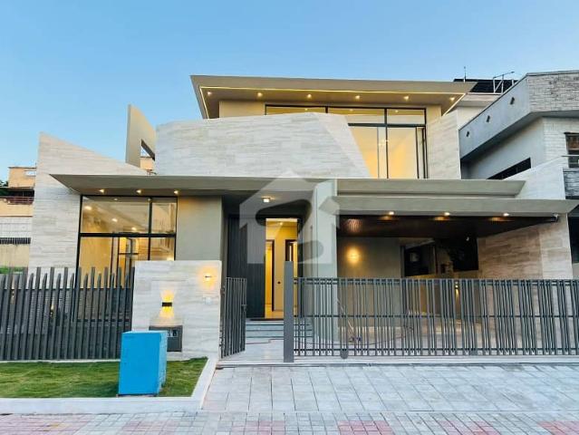 American Design 1 kanal House Ready For Sale In DHA DEFENCE PHASE 2 Islamabad