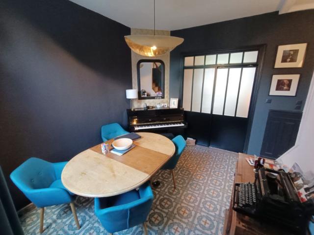 Amiénoise rénovée, 4 chambres et jardin