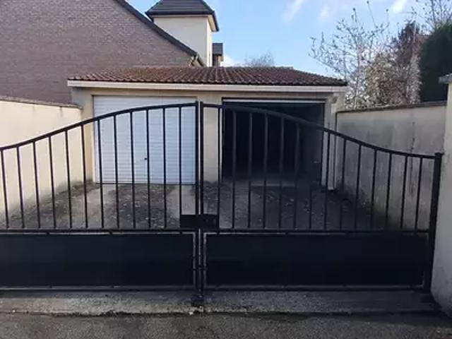 Amiens 80000 Achat / Vente parking au dernier étage