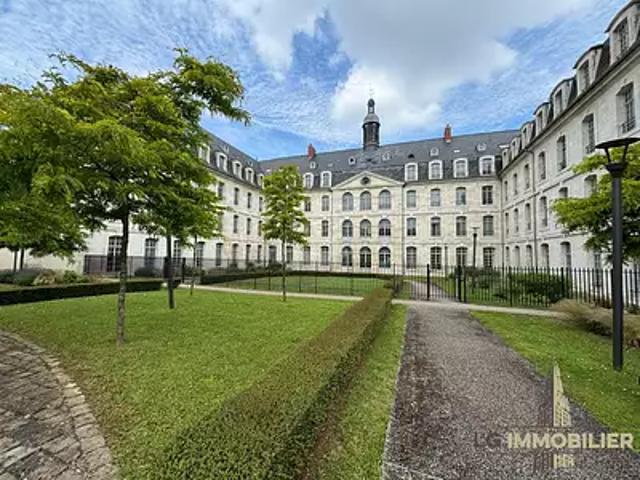 Amiens 80000 Location parking