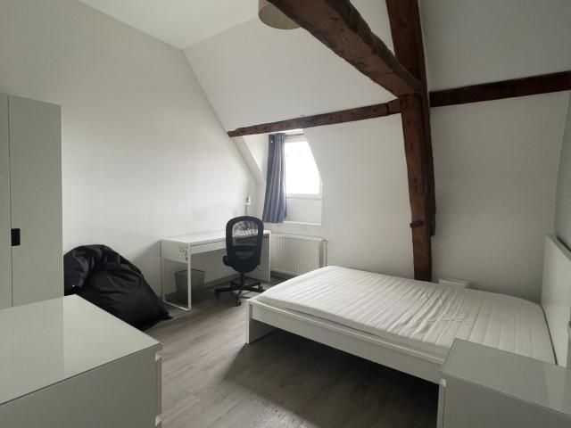 AMIENS CENTRE VILLE Q. ST LEU CHAMBRE MEUBLÉE