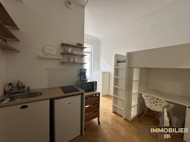 Amiens CENTRE VILLE STUDIO MEUBLE