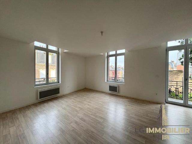 AMIENS HENRIVILLE TYPE 3 AVEC BALCON ET PARKING