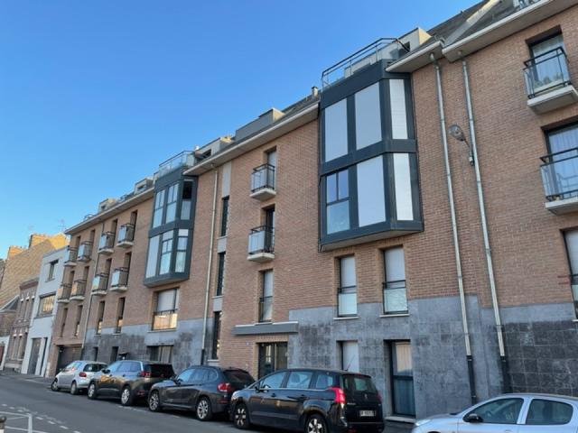 AMIENS HENRIVILLE APT DE TYPE 2 avec parking
