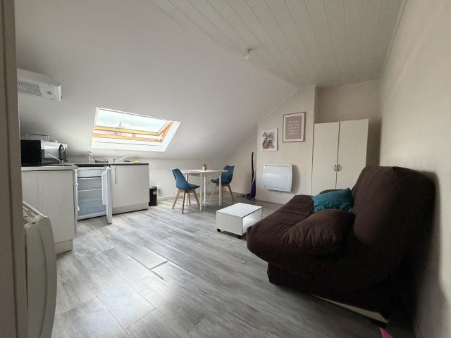AMIENS SAINT HONORE APPARTEMENT TYPE STUDIO loué meublé