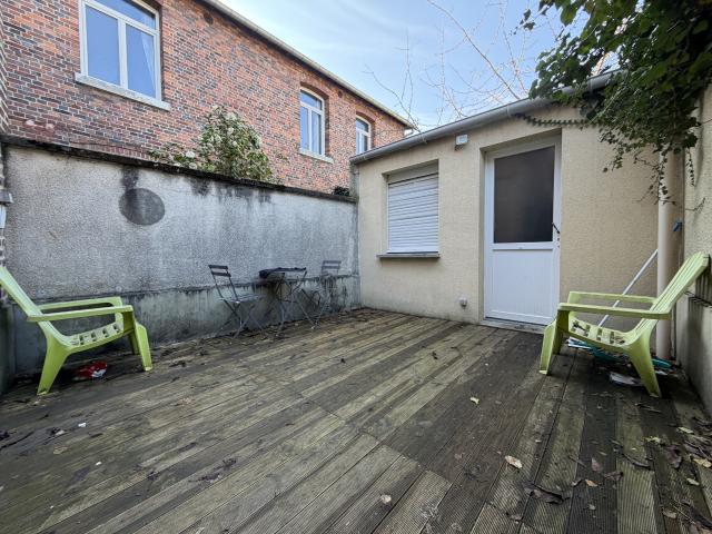 AMIENS SAINT HONORE STUDIO loué meublé avec terrasse