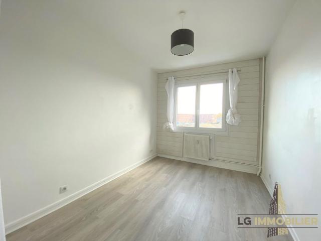 AMIENS SAINT HONORE TYPE 3 AVEC CAVE ET PARKING