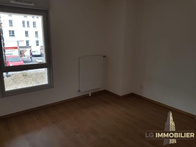 AMIENS SAINT HONORE TYPE 3 AVEC JARDIN ET PARKING