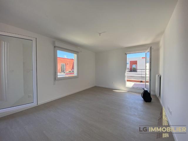 Amiens SAINT HONORE TYPE 1 MEUBLE AVEC 2 TERRASSES ET PARKING