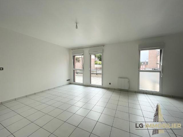 AMIENS SAINT MAURICE TYPE 2 AVEC TERRASSE ET BOX