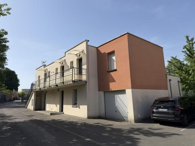 AMIENS SECTEUR HOPITAL SUD APT TYPE 2 AVEC BALCON & PARKING