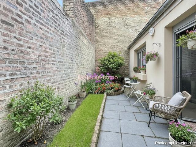 AMIENS. STUDIO rez de chaussée.JARDIN