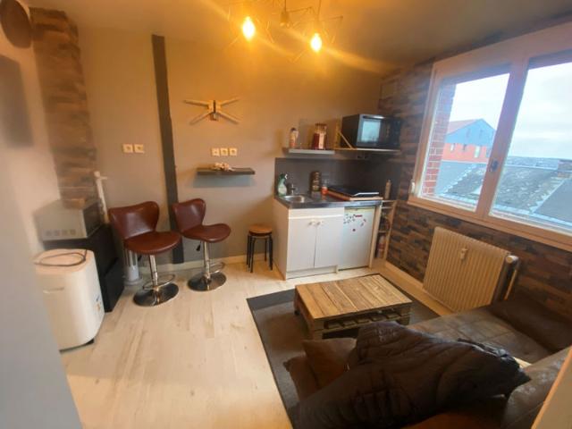 Amiens Studio Superbe état quartier St Anne