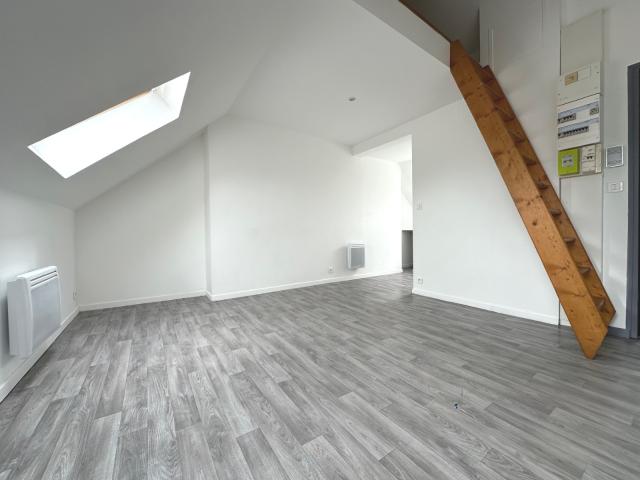Amiens St Pierre axe Rivery studio mezzanine