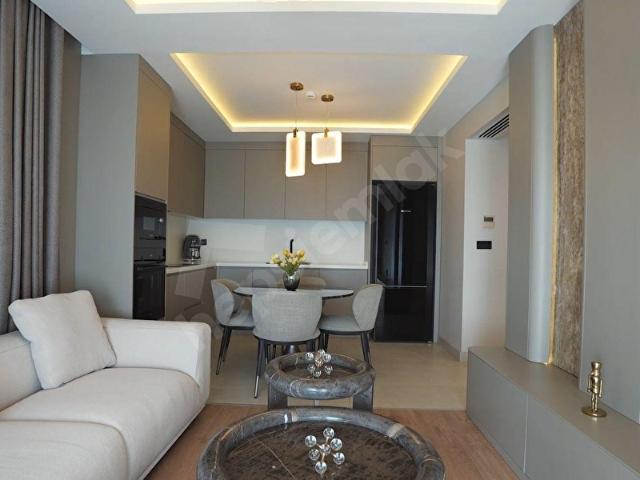 Çamlıca Mahallesi Gimart AVM Yanı Ebeveyn Banyolu 77m2 Katta 2+1 Satılık Daire