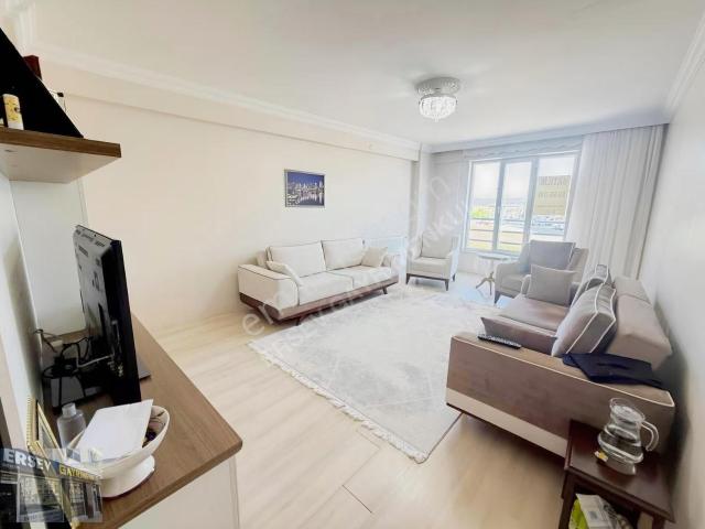Çamlıca'da Önü Açık 130m² 3+1 Satılık Daire