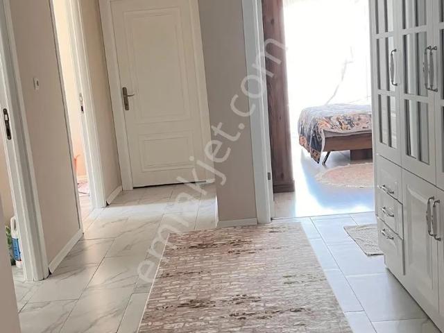 Çamlıkta Yapılı Temiz Daire, Sahibinden Satılık