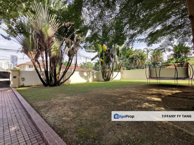 Luxurious & Prestigious Bungalow in Stellar Area at U thant, Ampang Hilir!