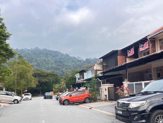 Ampang Saujana 2Storey 20x60 Gated Guarded