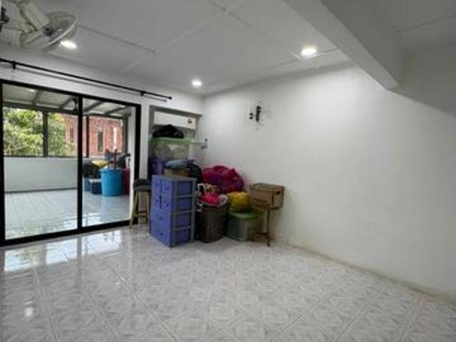 Ampang Taman Putra 2 Storey House Renovated Condition Non Bumi Lot