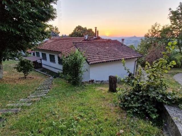 AMPIA VILLA CON GIARDINO