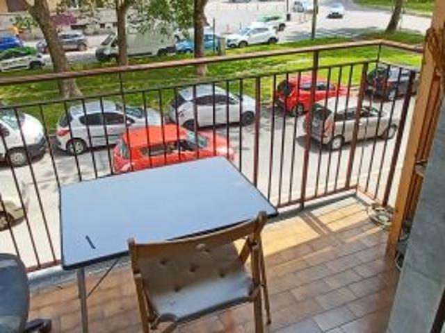 Ampia camera singola con balcone