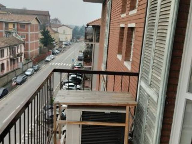 Ampia singola per studentessa vicino minerva stazione