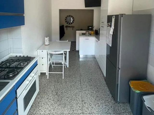 Ampia stanza matrimoniale ad uso singola in centro